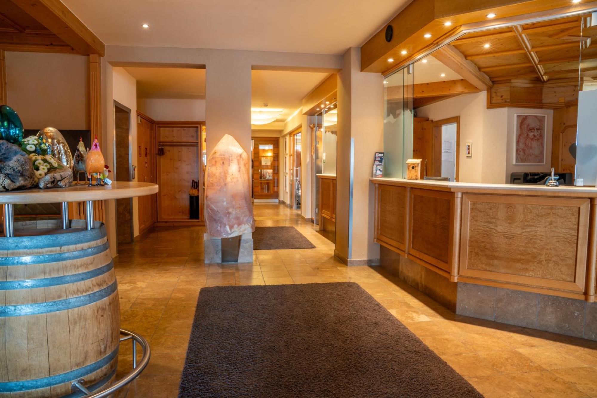 Hotel Andy 4 Sterne Superior Jerzens Exterior photo